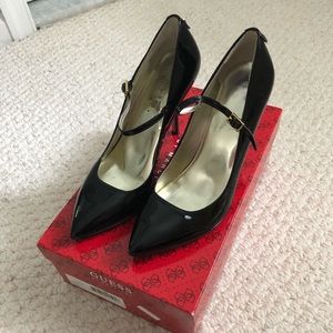 Guess Black Patent Pumps